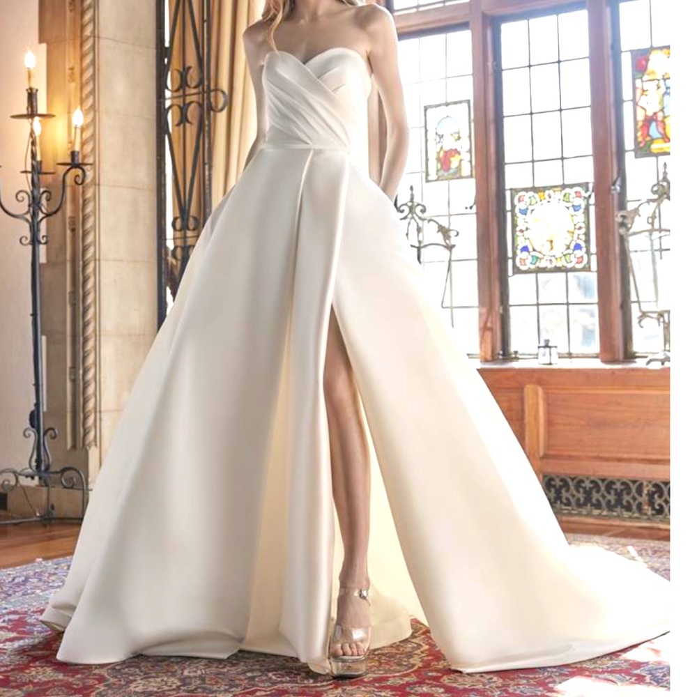 Sareh Nouir  “Royal Highness”